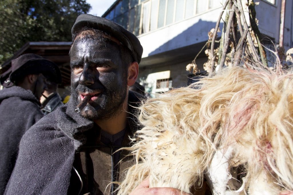 E dopo il martedì grasso, inizia il mercoledì delle faville - 3782