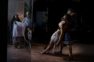 La processione dei Misteri, in onore dell'Assunta, a Guardia Sanframondi.