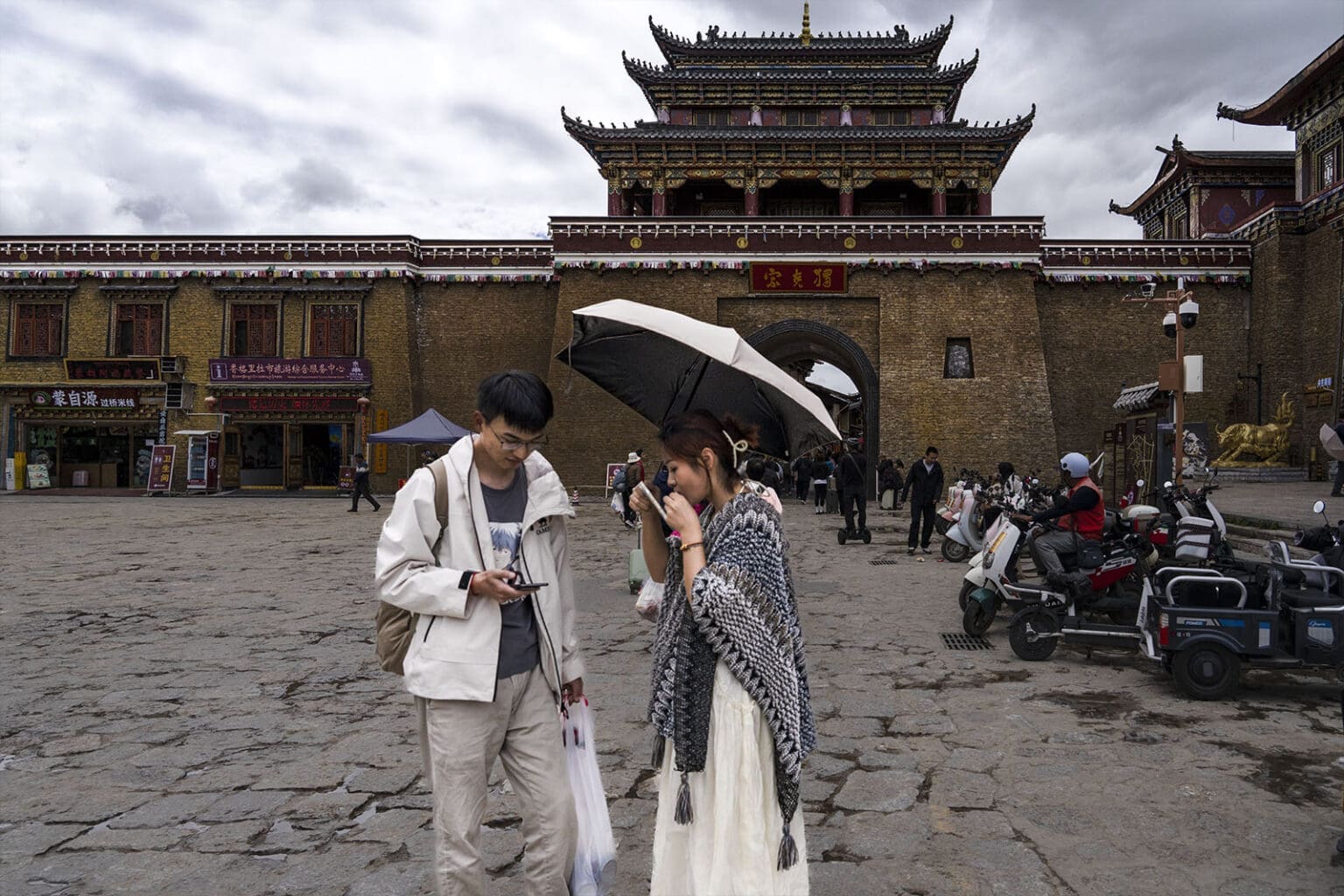 YUNNAN. Shangri-La, quando la finzione si fa realtà. - DSC02008 copia